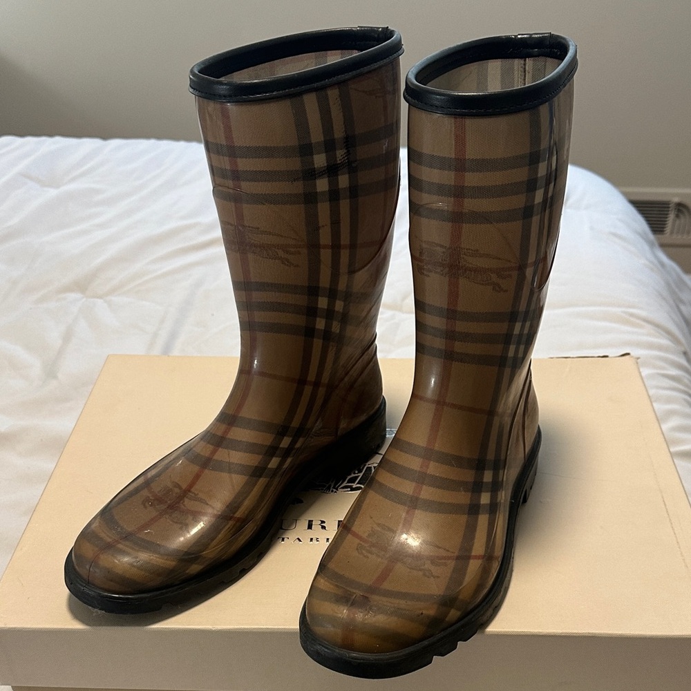 Burberry Plaid Winter & Rain Boots - Brown and Black